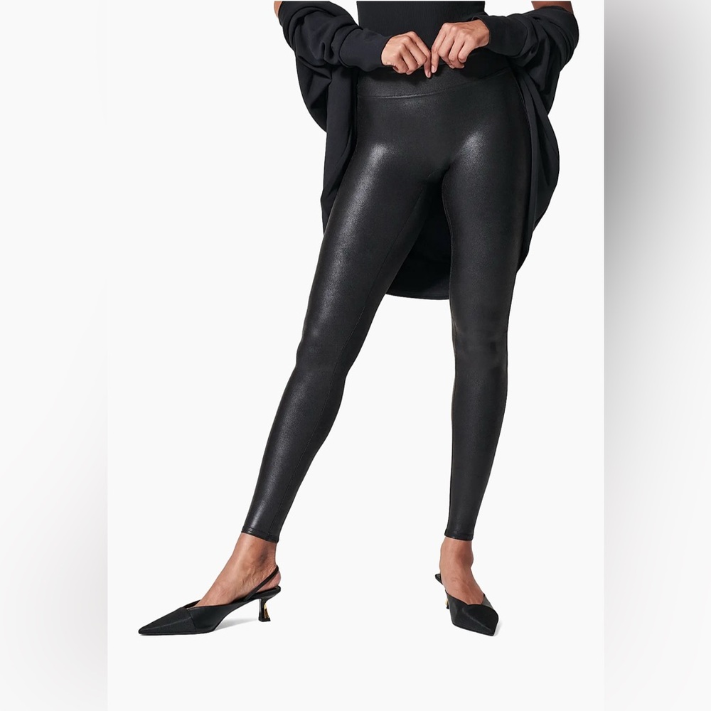 Spanx Women’s Black Faux Leather Legging Size Medium